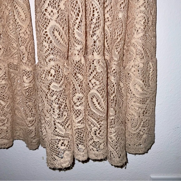 Saints & Hearts  Flare Lace crochet flare bell bottom pants - Picture 4 of 9